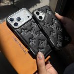قاب گوشی آیفون Black LV Diamond C4765 | قاب لویی ویتون مشکی دیاموند - تصویر 3